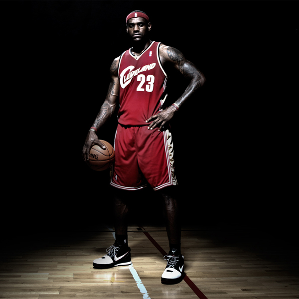 Free Download LeBron James Wallpaper for iPad 2 & iPad 7