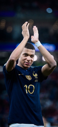 Free FIFA World Cup Qatar 2022 Kylian Mbappé Wallpaper 39 for iPhone and Android