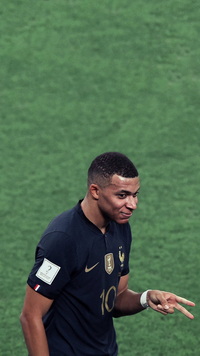 Free Kylian Mbappé Wallpaper 10 for iPhone and Android