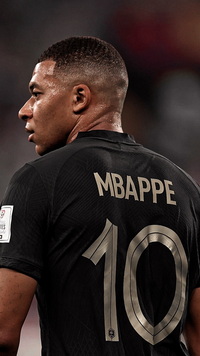 Free Kylian Mbappé Wallpaper 122 for iPhone and Android