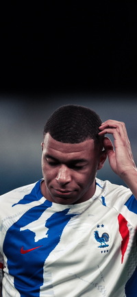 Free Kylian Mbappé Wallpaper 154 for iPhone and Android