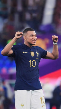 Free Kylian Mbappé Wallpaper 48 for iPhone and Android