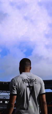 Free Kylian Mbappé Wallpaper 71 for iPhone and Android