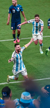 Free FIFA World Cup Qatar 2022 Argentina vs Croatia Messi Wallpaper 22 for iPhone and Android