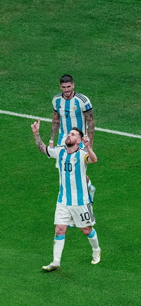 Free FIFA World Cup Qatar 2022 Argentina vs Croatia Messi Wallpaper 23 for iPhone and Android