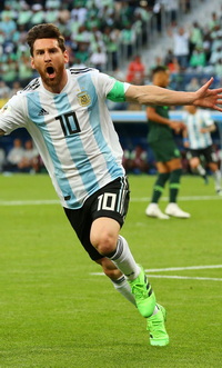 Free Lionel Messi Wallpaper 43 for iPhone and Android